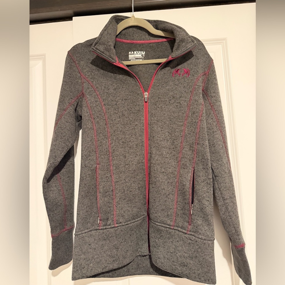 Kuiu fleece